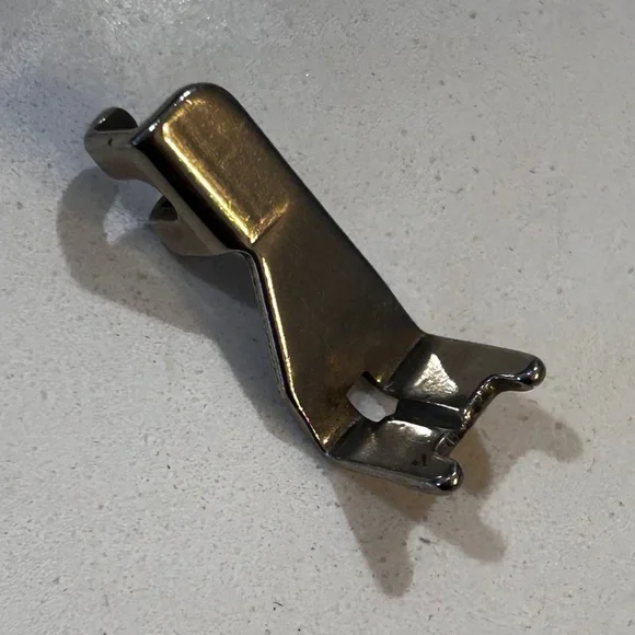 Singer Sewing Machine Foot Attachments - Picture 6 of 12